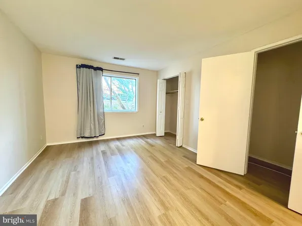 18237 Swiss Cir APT 1-31, Germantown, MD 20874