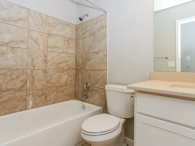 4938 Dillon St — Photo 15