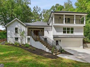 1066 McConnell Dr, Decatur, GA 30033