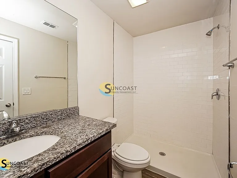 11161 Pendleton Ave — Photo 15