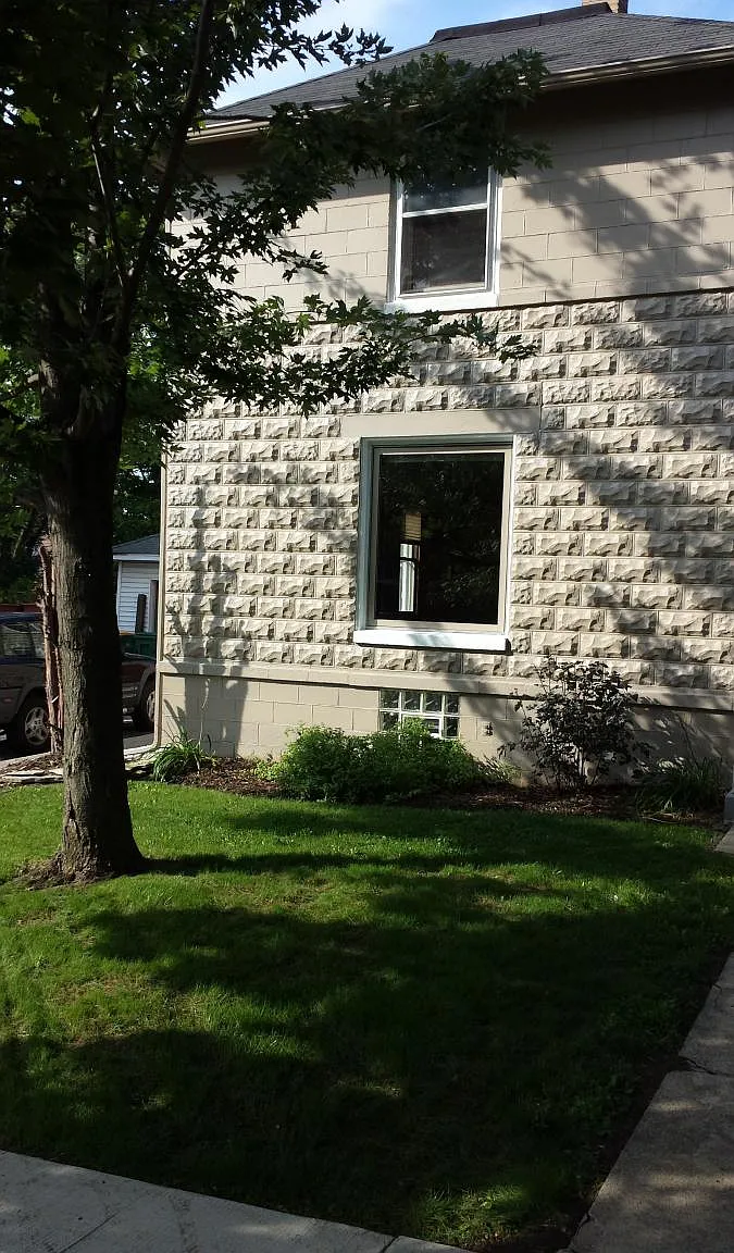 4 bed, 1.5 bath, 1300 sqft, $2,975 — Photo 3