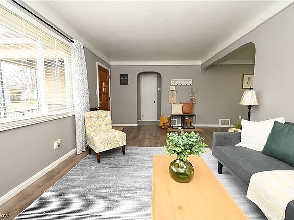 5th image of 5122 Lucydale Ave