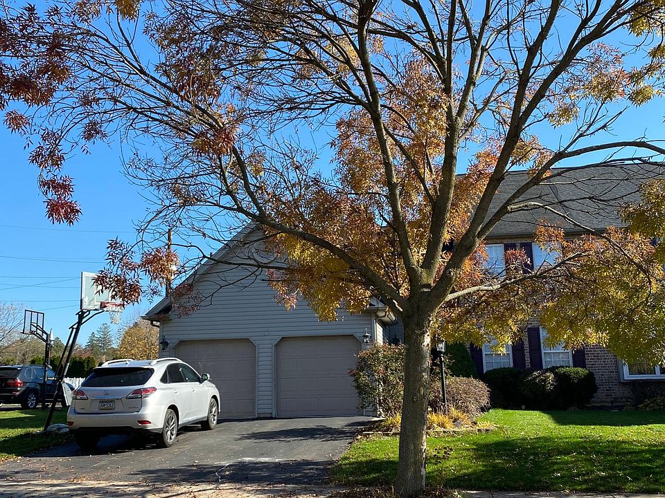2nd image of 2217 Woodridge Dr