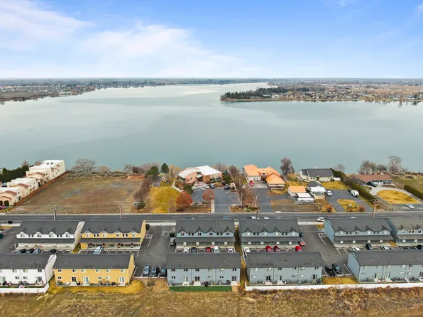 2637 W Marina Dr, Moses Lake, WA