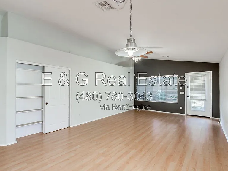10270 E Blanche Dr — Photo 4