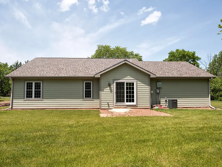 1255 Westwood Dr — Photo 26