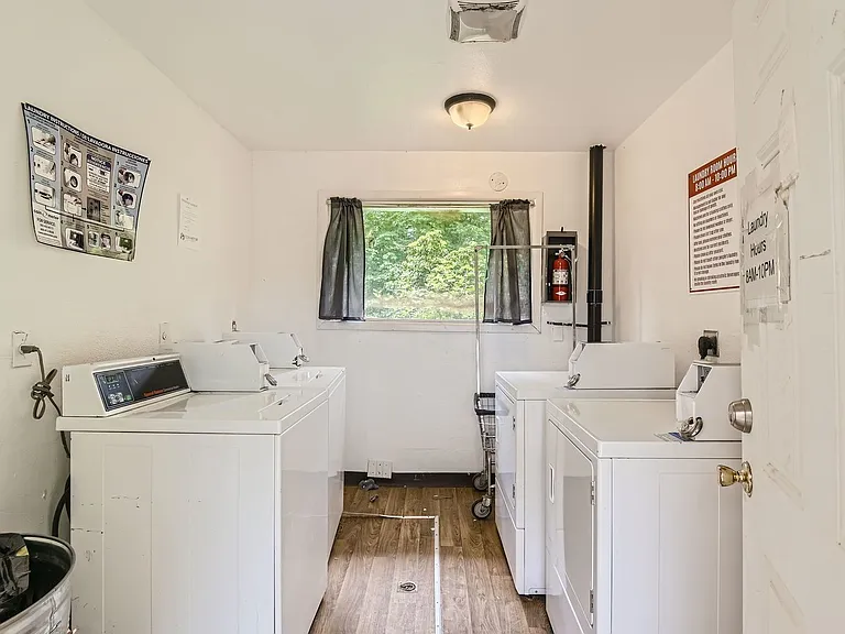 691 Molalla Ave #7 — Photo 4