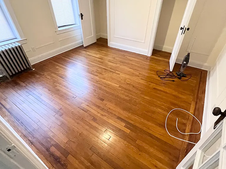 4529 42nd St #4 — Photo 17