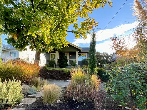 2726 NE 66th Ave #B Photo 1 2726 NE 66th Ave #B Photo 1