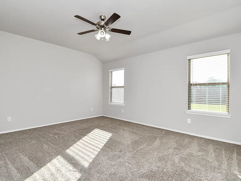 3947 Country Club Dr — Photo 17