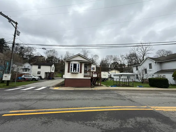 742 Maple St, Bridgeville, PA 15017