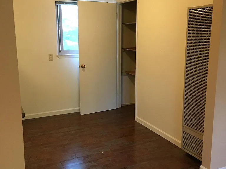 660 Roble Ave #4 — Photo 7