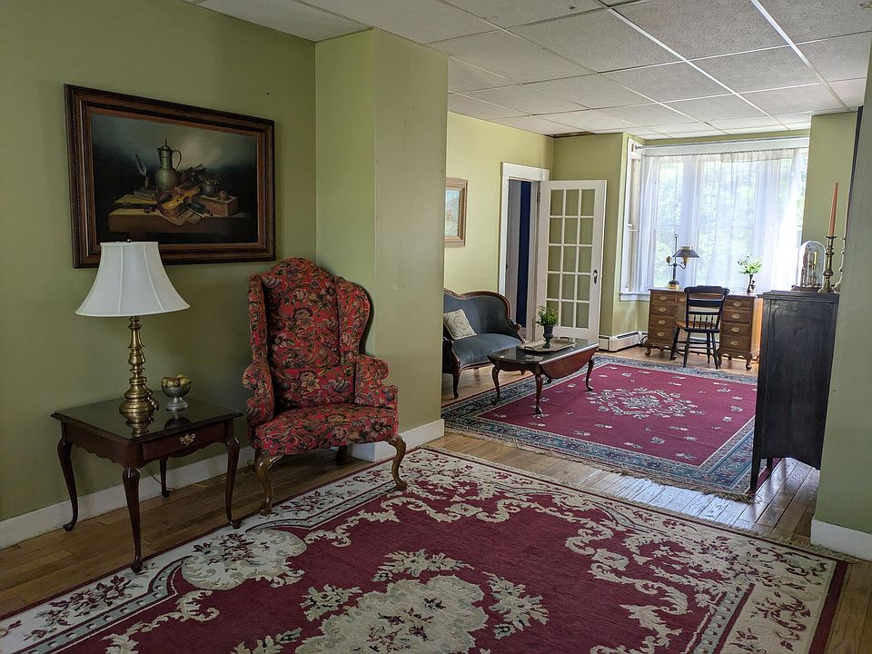 1st image of 32 Summer Street