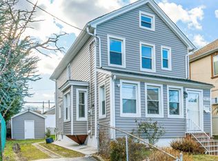 15424 13th Avenue, Beechhurst, NY 11357