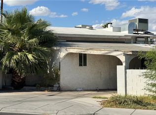 4624 E Desert Inn Rd, Las Vegas, NV 89121