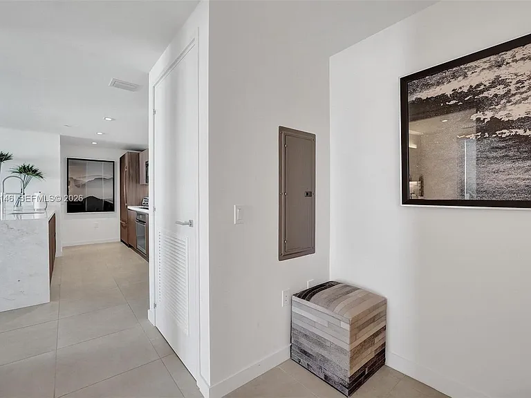 401 N Birch Rd #514 — Photo 36