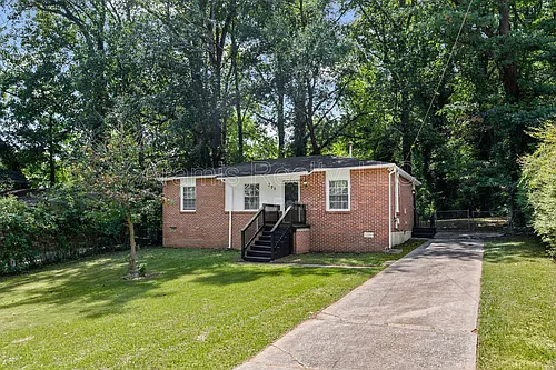 305 Banberry Dr SE Photo 1 305 Banberry Dr SE Photo 1