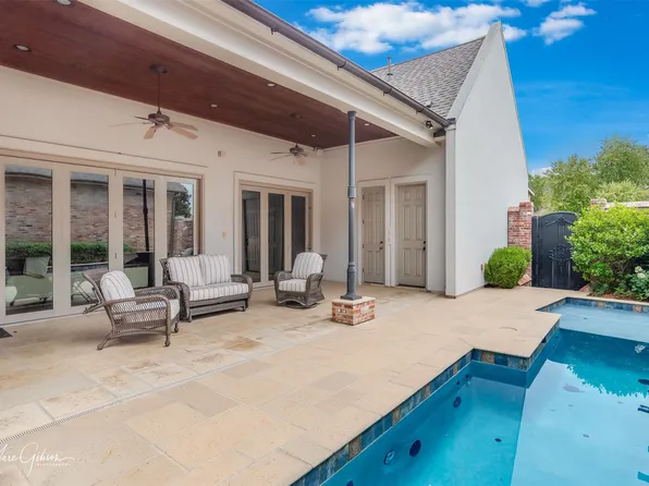 119 Vieux Carre, Bossier City, LA 71111