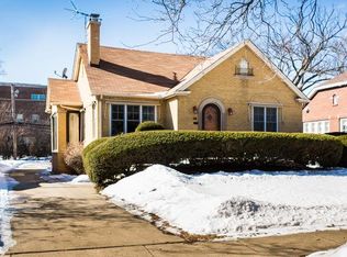 230 Berry Pkwy, Park Ridge, IL 60068