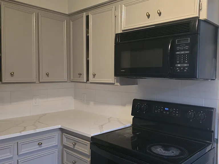 4347 Harvest Hill Rd — Photo 8