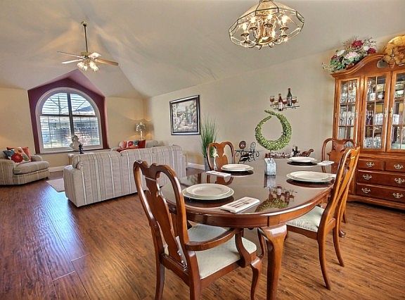 5th image of 2220 Chaparral Ct