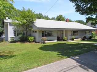 2651 Avenel Ave SW, Roanoke, VA 24015