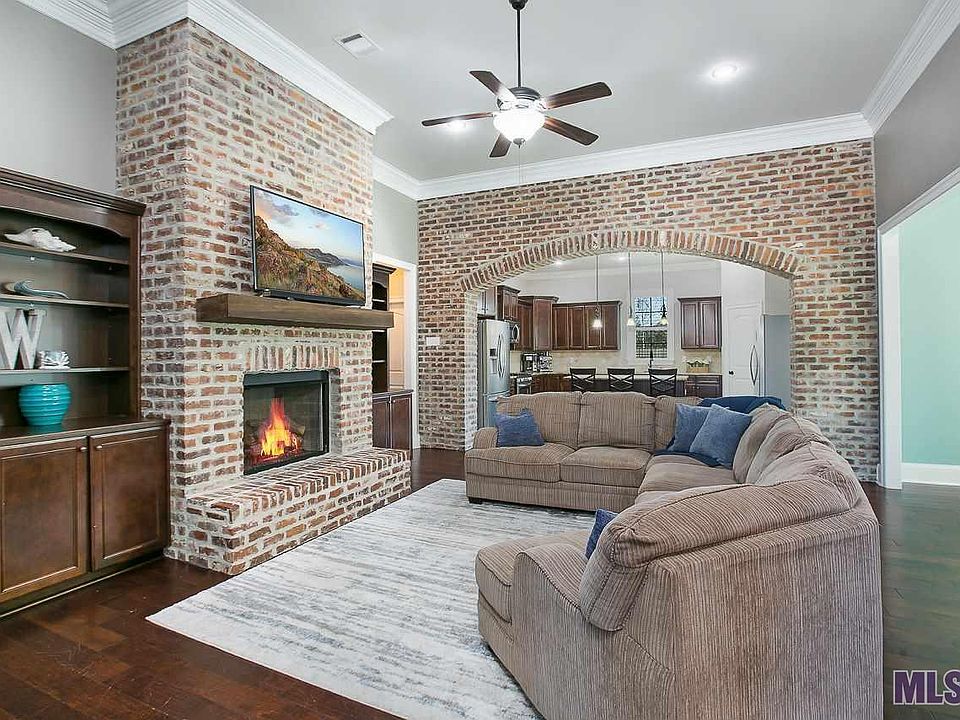 1st image of 15284 Ariana Ave