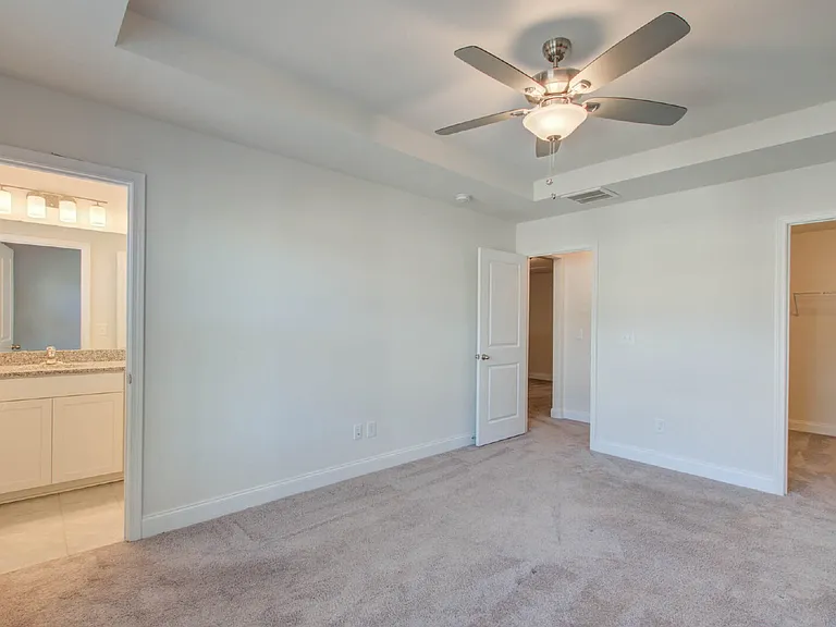 7821 Montview Rd — Photo 15