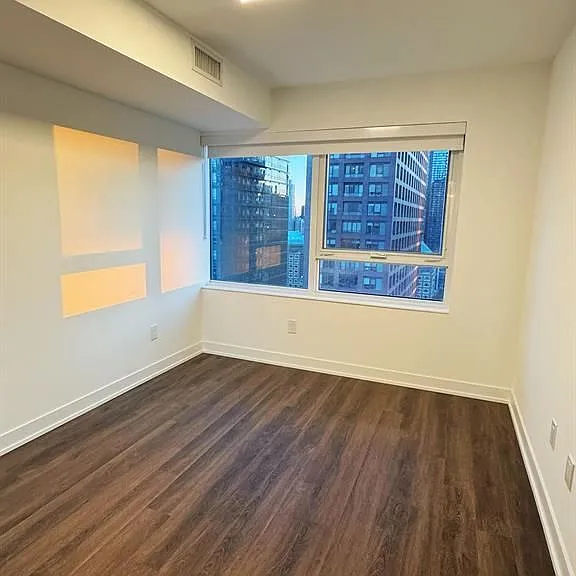 609 Sherbourne St #2304 — Photo 4