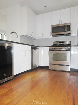 Rented by City Connections Realty | media 8