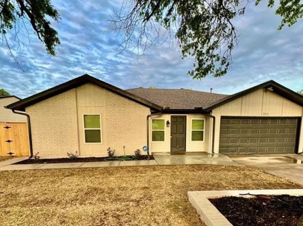 8712 N McMillan Ave, Oklahoma City, OK 73132