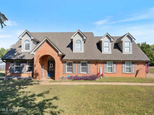 8860 Scenic Ridge Cv, Lake Cormorant, MS 38641
