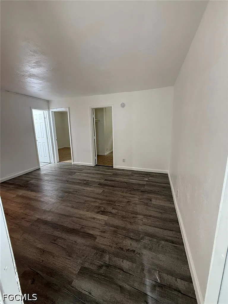 2 bed, 1.0 bath, 580 sqft, $1,000 — Photo 1