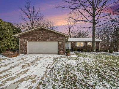 702 Brandonbury Dr, Valparaiso, IN, 46383