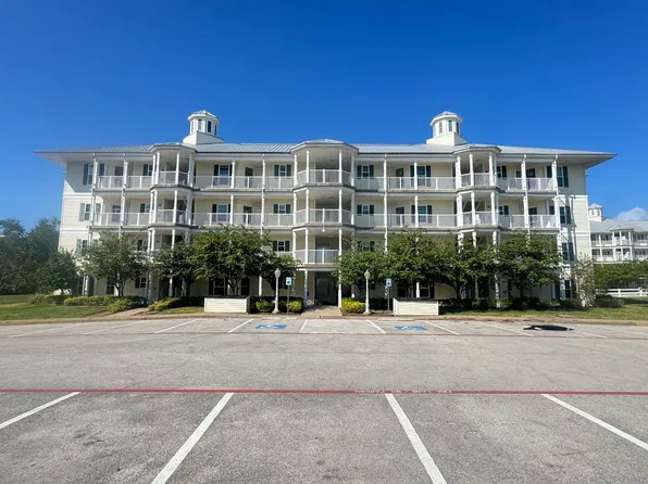 Waters Edge Beach Club