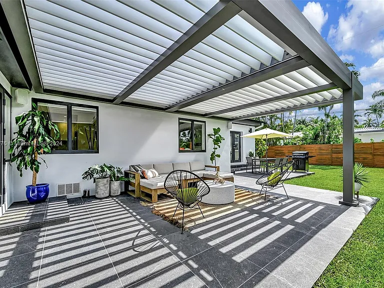 7531 Miami View Dr — Photo 9