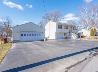 114 Cliffe Ave, Rensselaer, NY 12144