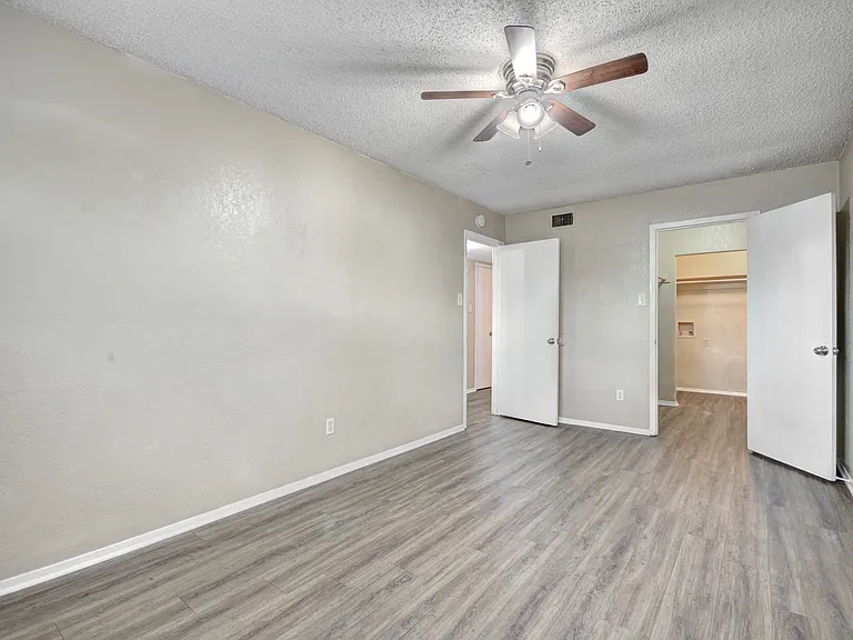 6321 Richland Plaza Dr #A — Photo 8
