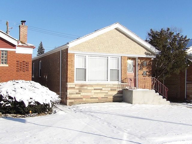 1st image of 8515 S Damen Ave