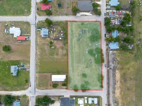 603 N Mustang St, Granger, TX 76530