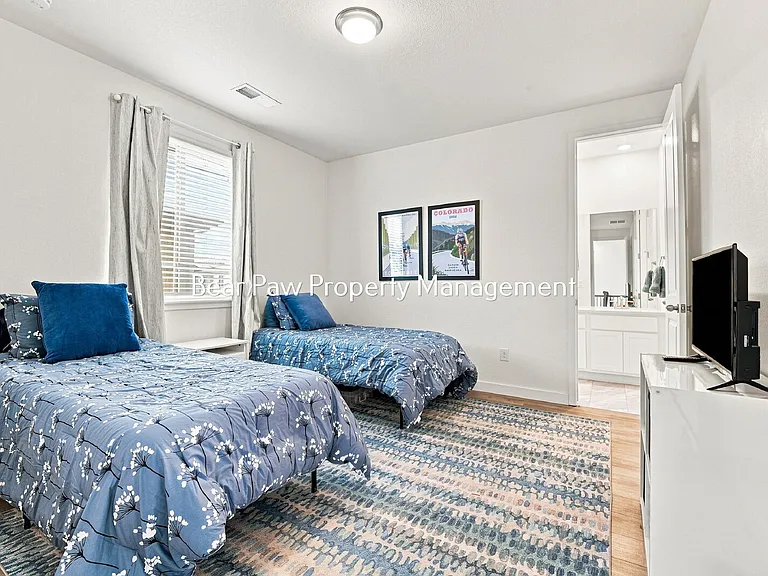 15742 W Girard Ave — Photo 20