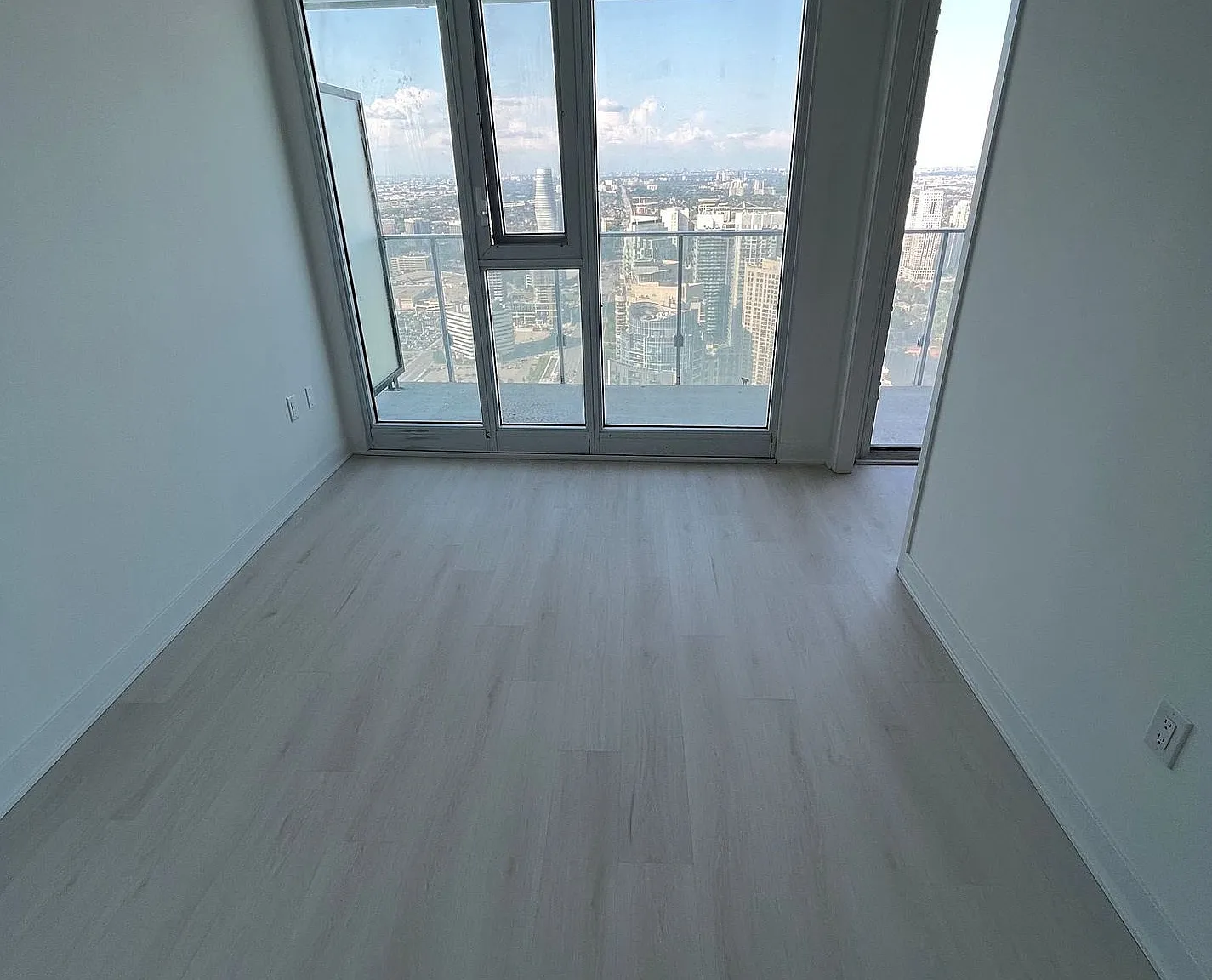 2 bed, $2,400 — Photo 2