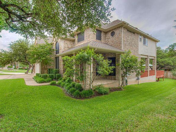2nd image of 1923 Mulligan Dr