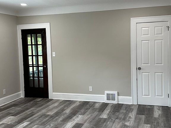3rd image of 1357 Beach Pkwy APT 4