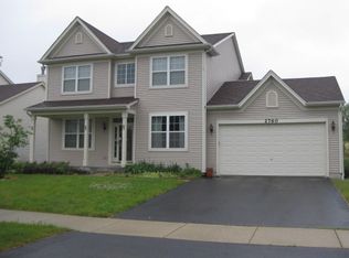 2760 Moraine Valley Rd, Wauconda, IL 60084