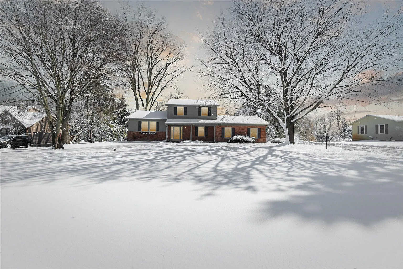 9523 Daleview Dr photo 1