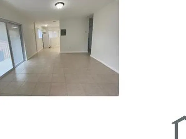 1121 NW 4th St, Miami, FL 33128