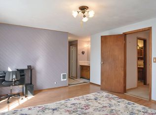 15415 E Cooper Rd, Mead, WA 99021