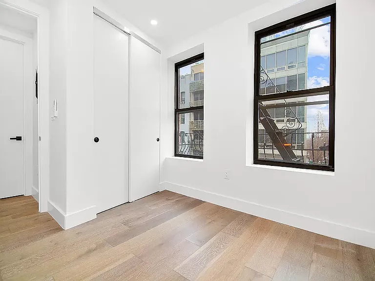6 Avenue B #5 — Photo 6