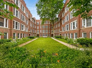 5464 S Woodlawn Ave APT 3E, Chicago, IL